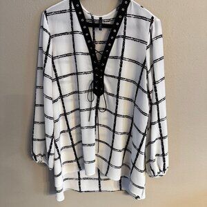 Ariella Black & White Blouse Size XL